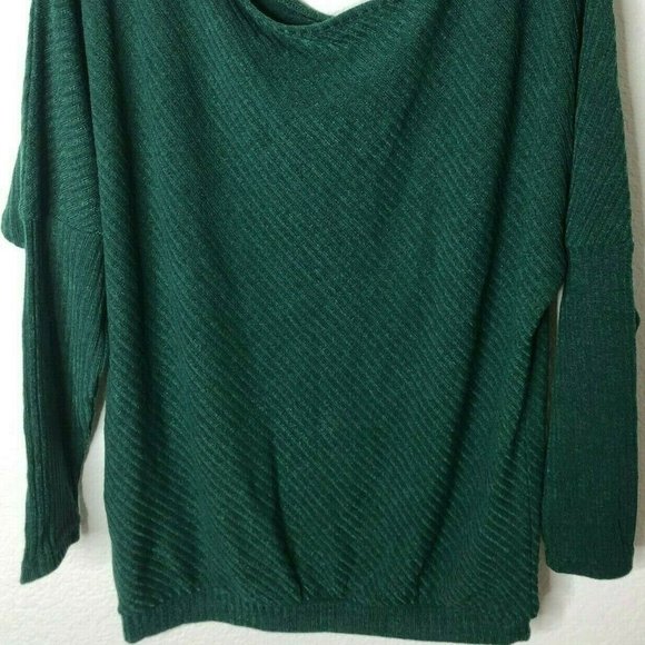 GOLDSTITCH Women's  Batwing Sleeve Loose Sweater - Picture 2 of 4